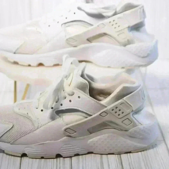 Nike Huarache by Nike 654275-110 size 6.5Y.  Nike Boys Huarache Run 654275-110 - Picture 6 of 14